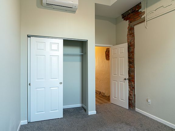 5th image of 910 Broad St #103