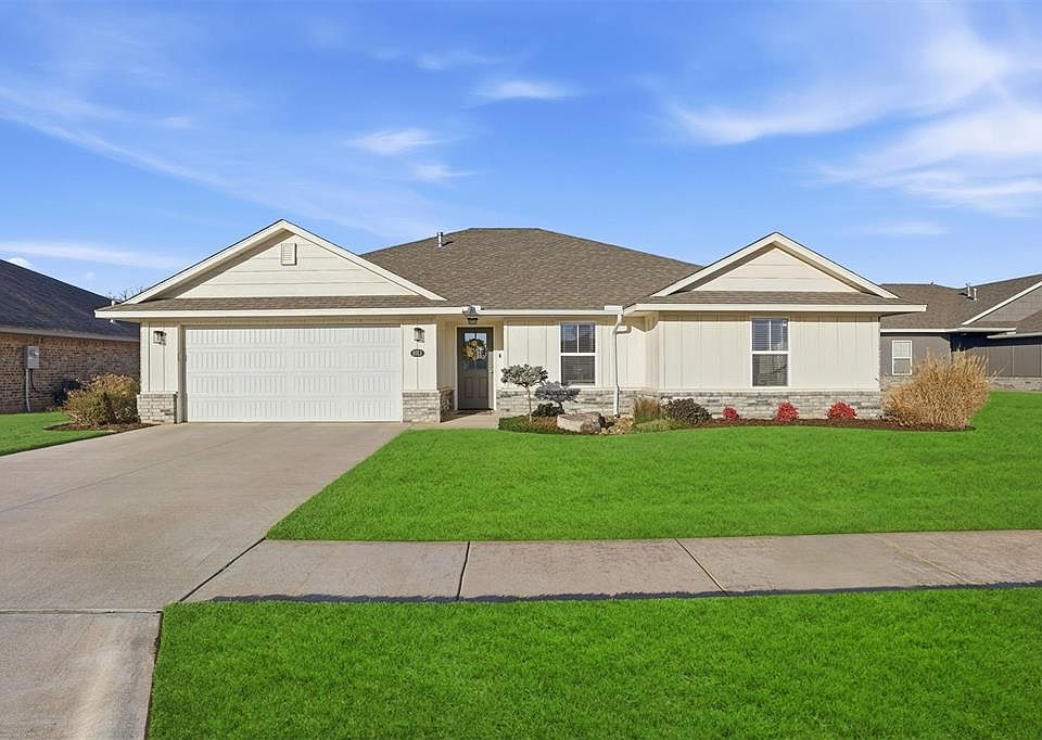 1st image of 1013 Avalon Dr