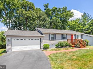 608 York Ln SE, Leesburg, VA
