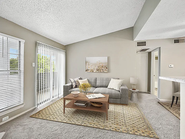 Westmoor Apartment Homes — Photo 13