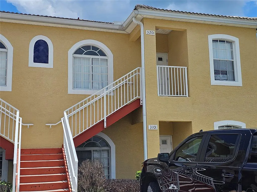 2 bed, 2.0 bath, 981 sqft, $1,450 — Photo 4