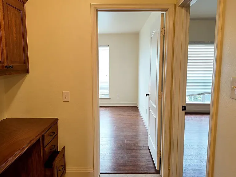 3623 Longmorn Ln — Photo 5