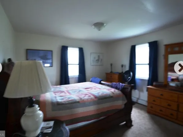 4 N Allentown Rd, Telford, PA 18969