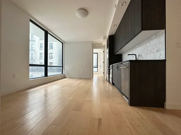 564 Saint John's Place image 1 of 20