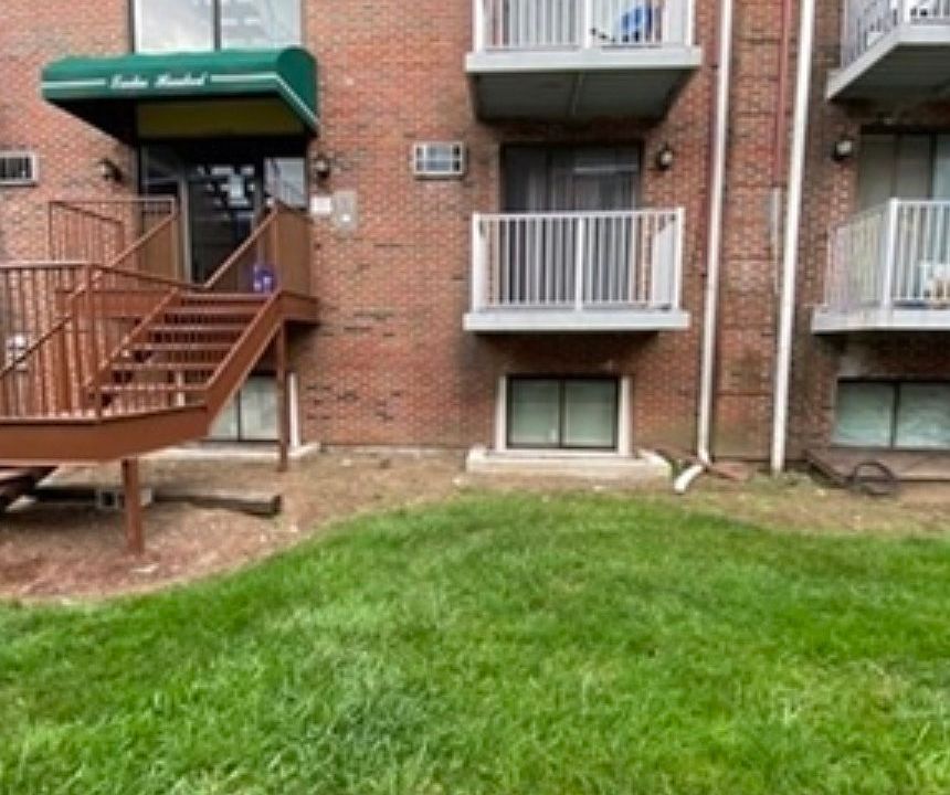 1st image of 1186 Worcester Rd Unit 1211