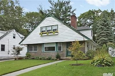1st image of 21 Bayside Ave