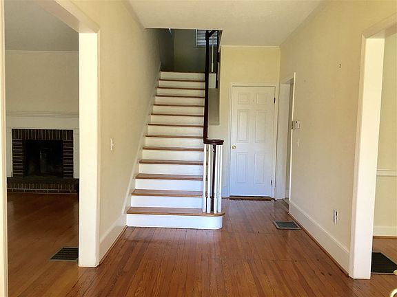 2nd image of 704 W Home Ave