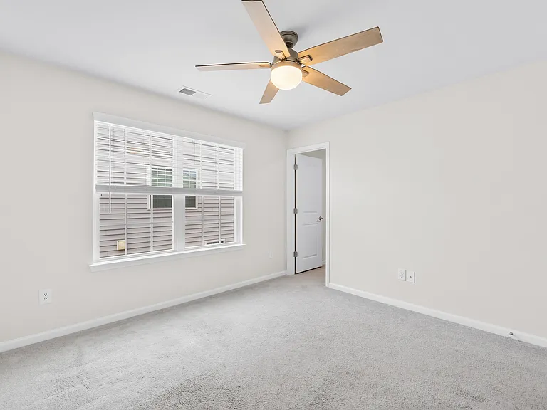 2207 Restina Dr — Photo 24