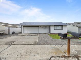 545 E Catherine Ave, Hermiston, OR 97838