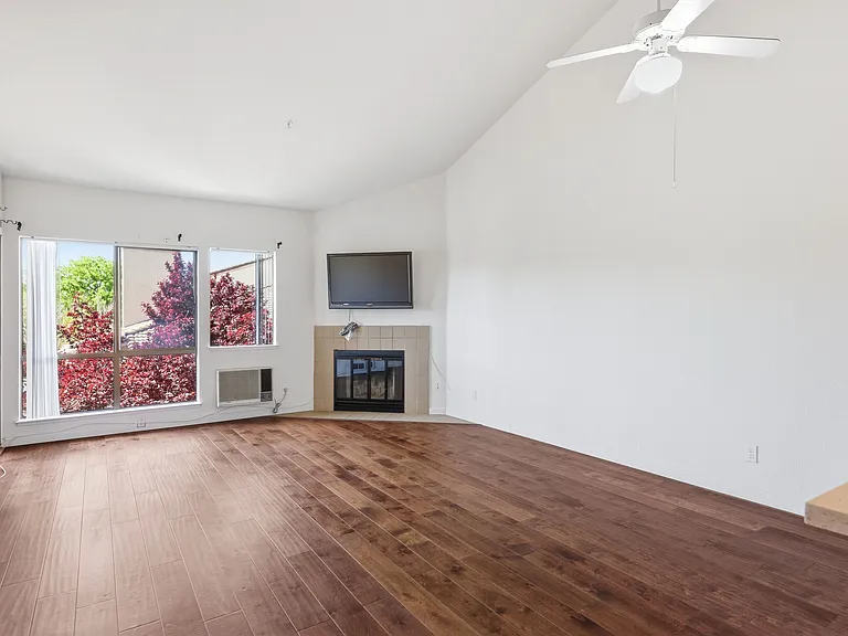 39224 Guardino Dr #314 — Photo 10