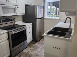 1721 SW 318th Pl APT D, Federal Way, WA 98023