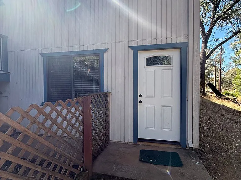 4161 Helen Ln — Photo 33