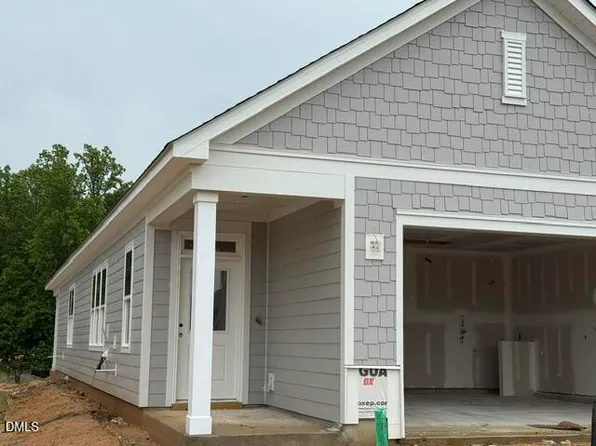 86 Carteret Ct, Clayton, NC 27527