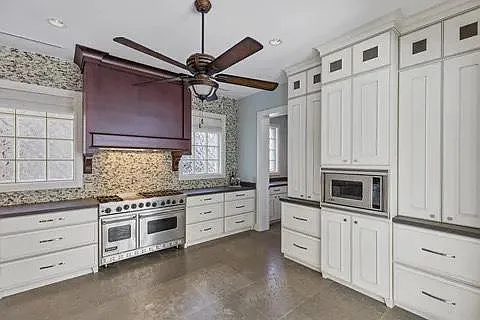 470 Old Towne Ln — Photo 18
