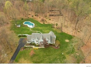 14 Bramble Bush Rd, Croton On Hudson, NY 10520