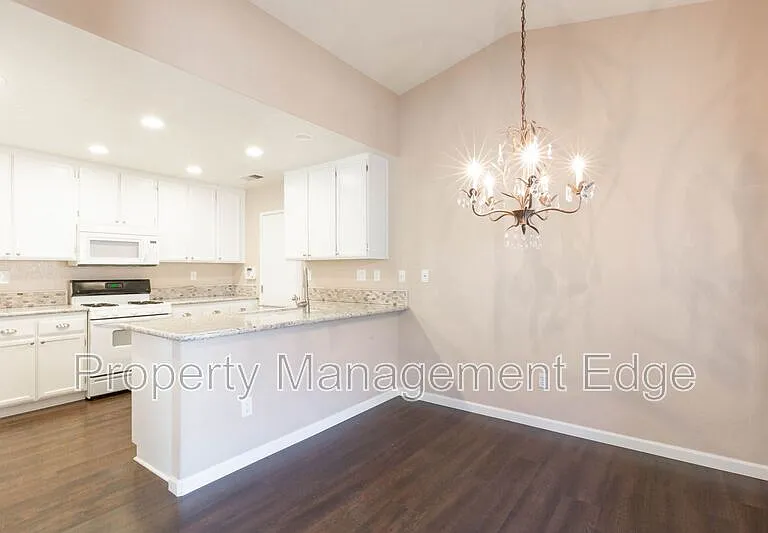 40632 Corte Albara — Photo 6