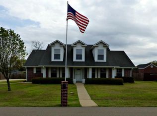 1202 Silver Leaf St, Mount Pleasant, TX 75455