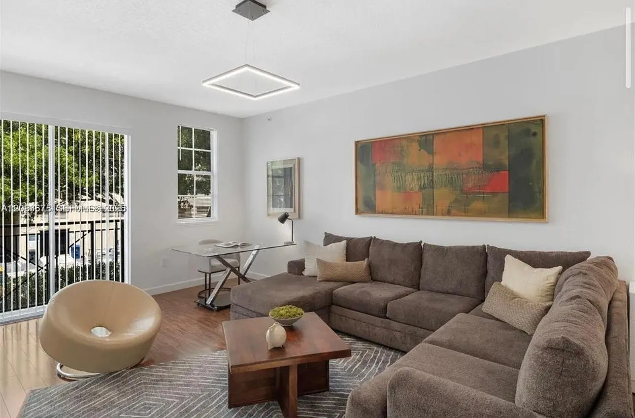 2080 Ocean Drive Condo — Photo 4