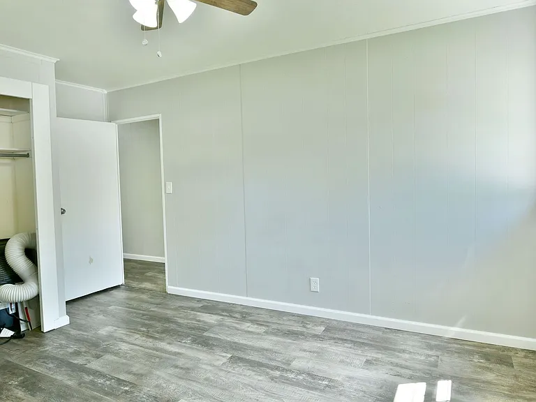 2344 Clearview Dr — Photo 18