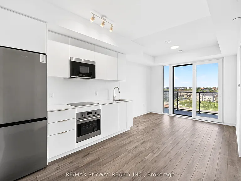 15 Skyridge Dr #521 — Photo 33