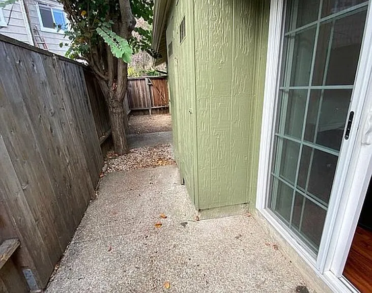 305 Ladera St #C — Photo 3