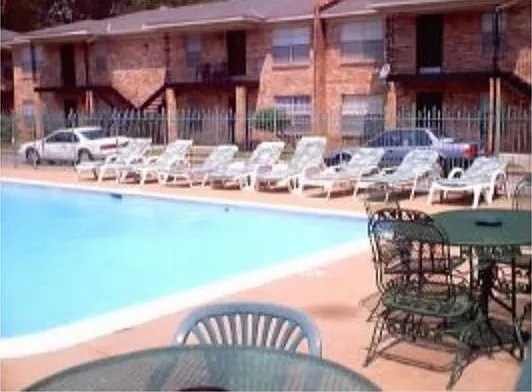 Rondo Apartments