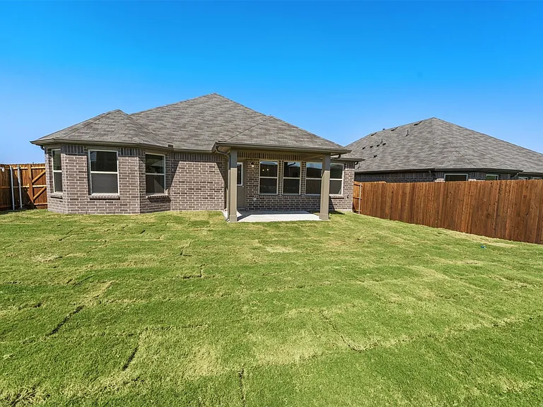 1944 Javelina St — Photo 18