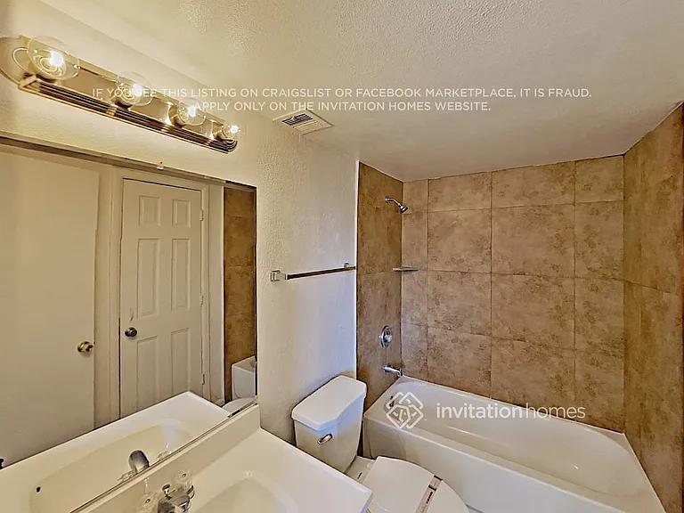 7016 W Wilshire Dr — Photo 12