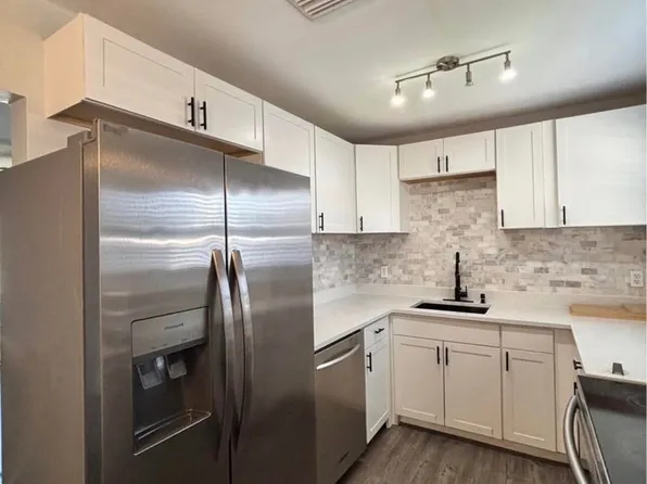 35 W 11th St, Riviera Beach, FL 33404