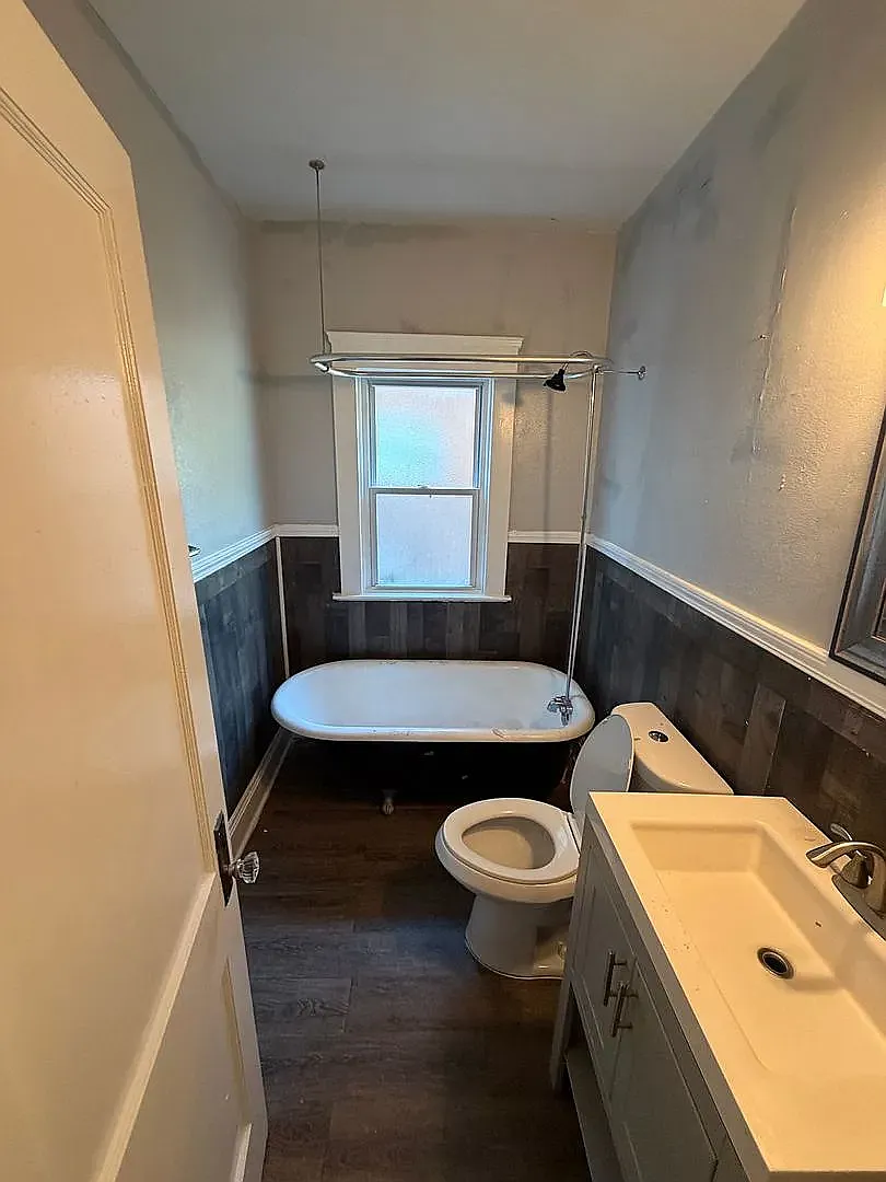 3 bed, 1400 sqft, $1,500 — Photo 1