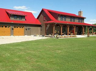 390 Wood Rd, New Holland, OH 43145