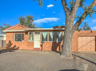 618 Sycamore St NE, Albuquerque, NM 87106