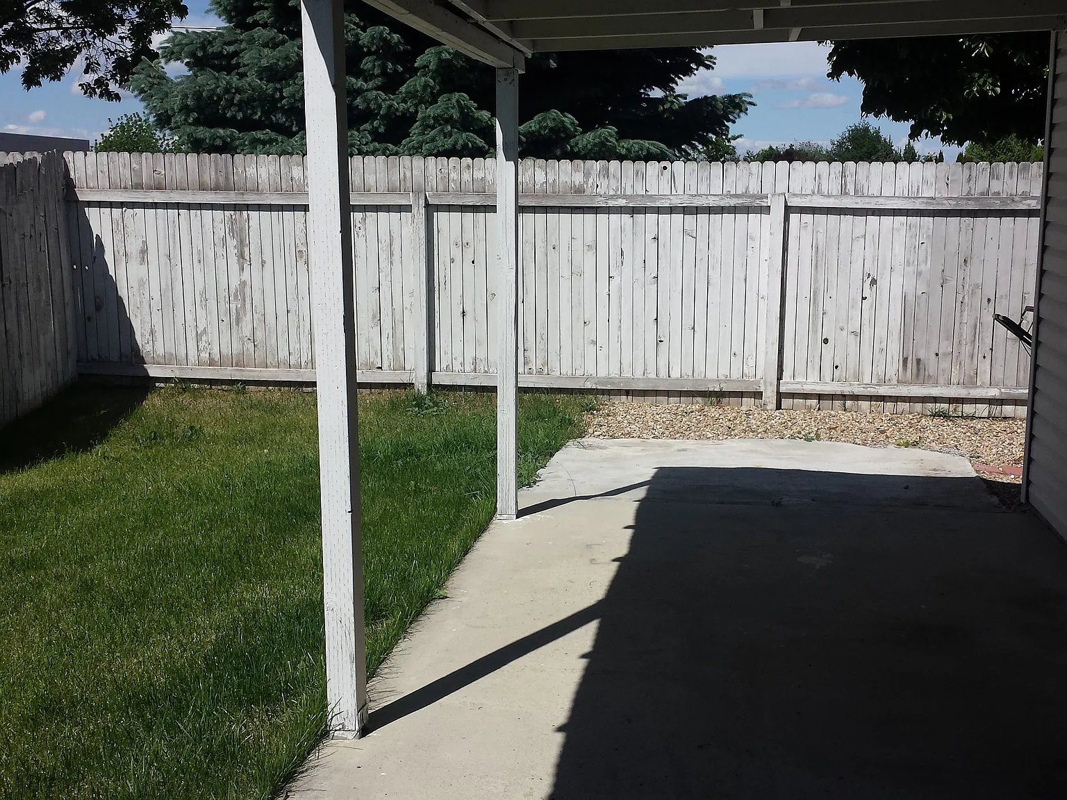 3 bed, 1355 sqft, $2,195 — Photo 3