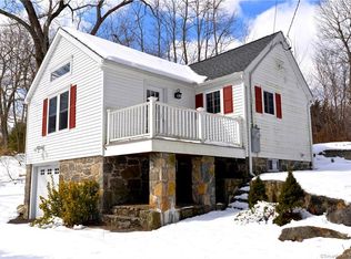 304 Circle Dr, Stratford, CT 06614