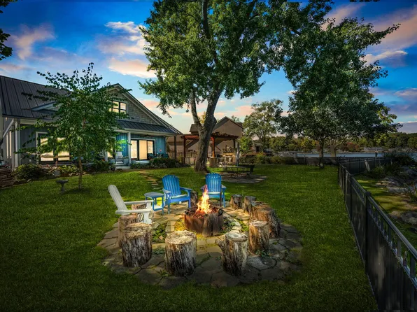 15164 Birch Lakeshore Dr, Vandalia, MI 49095