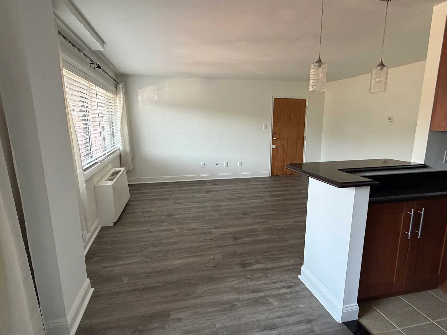1501 South George Mason Dr — Photo 3