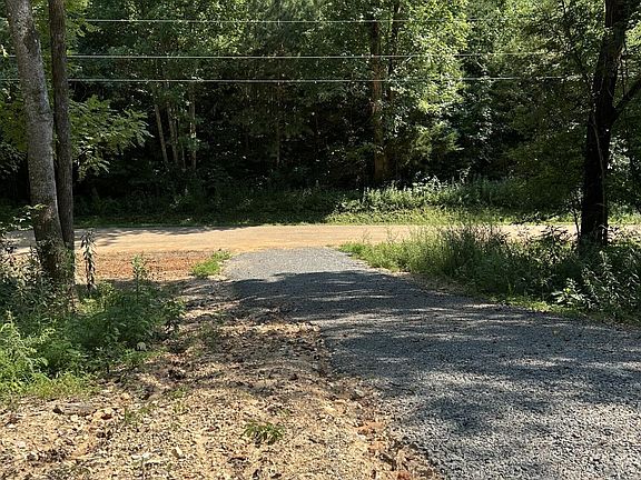4th image of 29 Co Rd