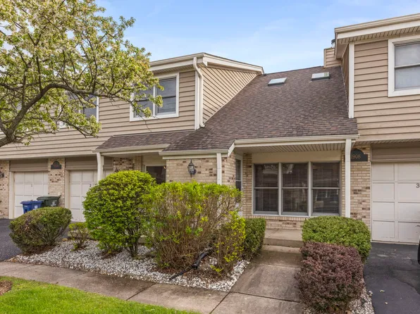 1908 Wisteria Ct APT 2, Naperville, IL 60565