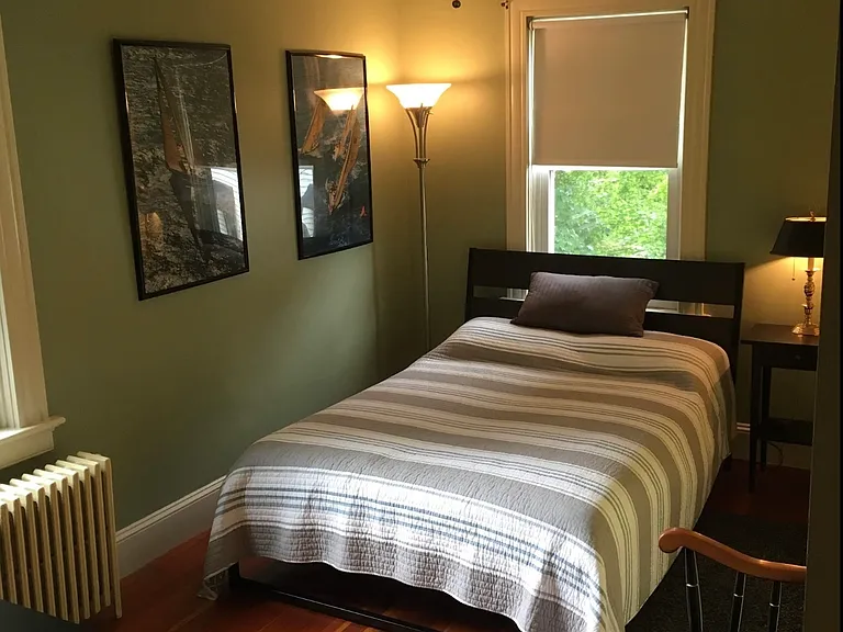 82 Gibbs Ave — Photo 17