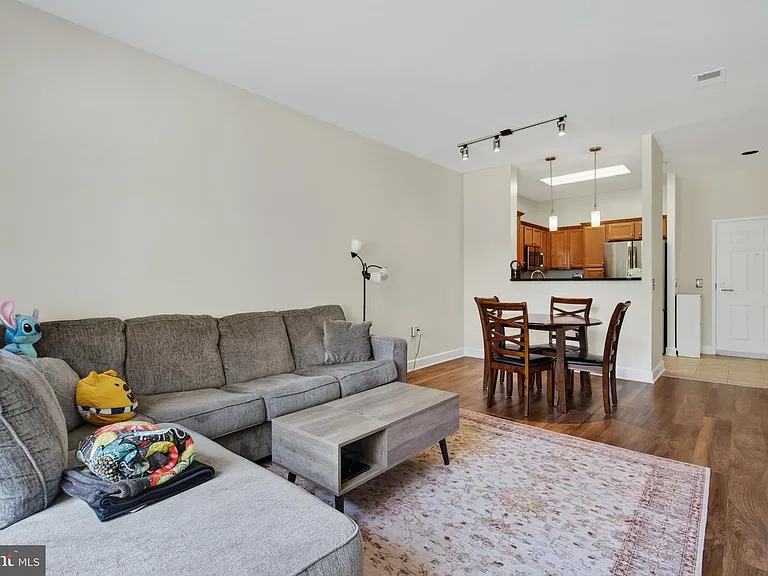 11800 Sunset Hls #126 — Photo 7