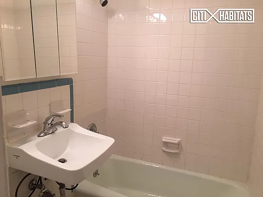 Rented by Citi Habitats | media 6