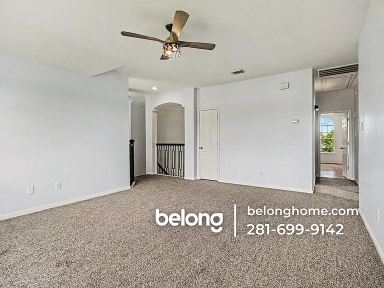 2855 Everett Dr — Photo 12