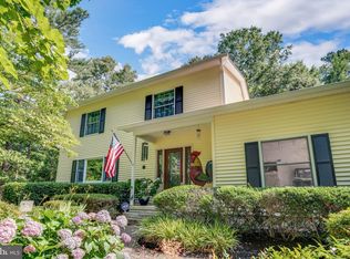 23056 Pine Needle Ct, California, MD 20619