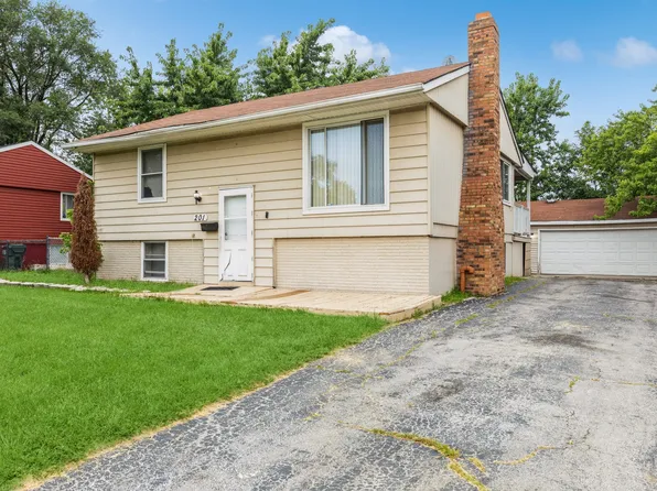 201 E Rose St, Glenwood, IL 60425