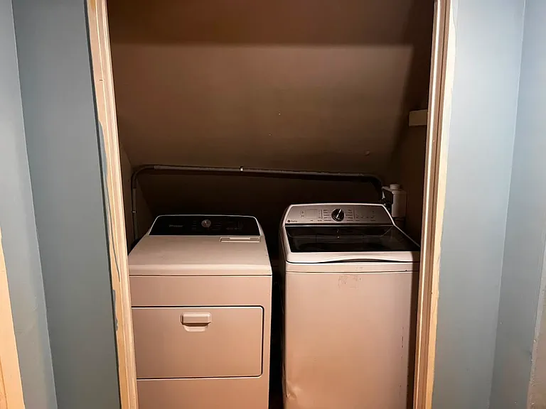 52 Park St #1 — Photo 8