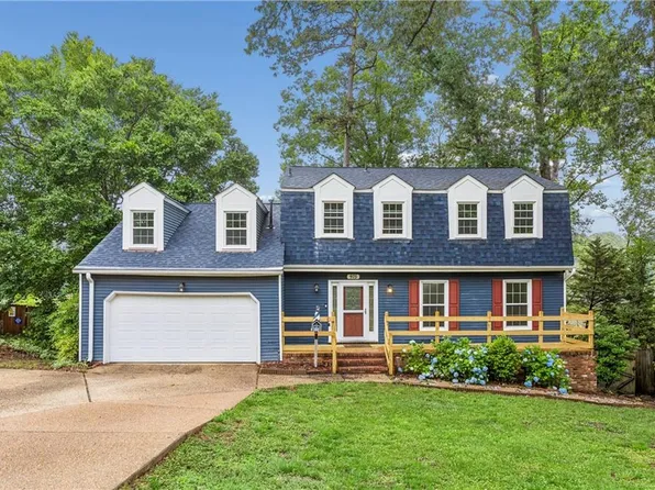 975 Lacon Dr, Newport News, VA 23608