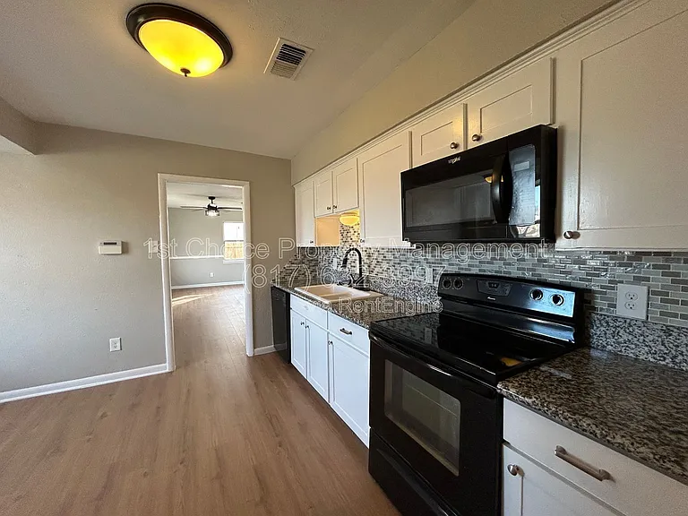 5929 Gayle Dr — Photo 16
