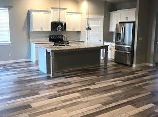2775 Friesian Ct, West Richland, WA