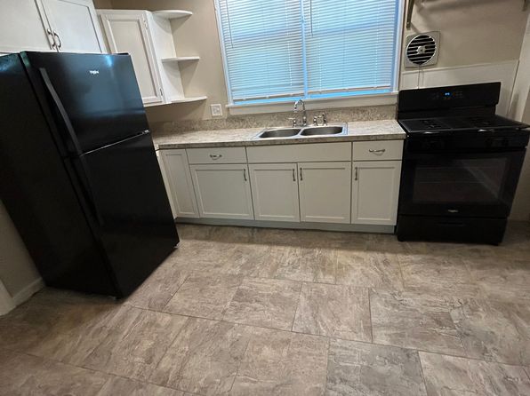 537 2nd St APT 3