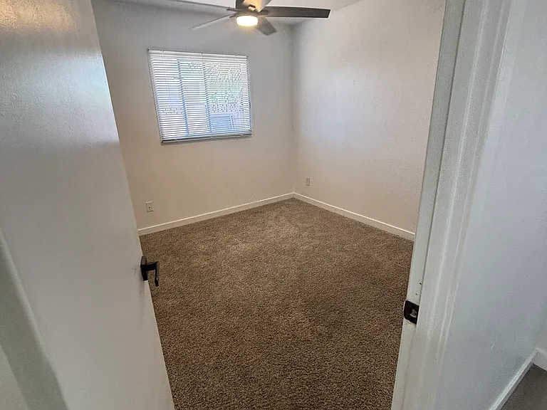 3903 S Juniper St — Photo 9